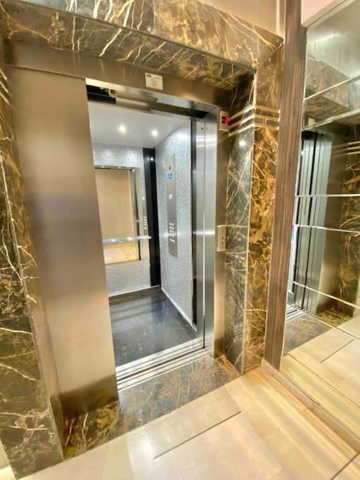 شقة #56 Maarif Racine Urban Massira Near Twin Center الدار البيضاء المظهر الخارجي الصورة